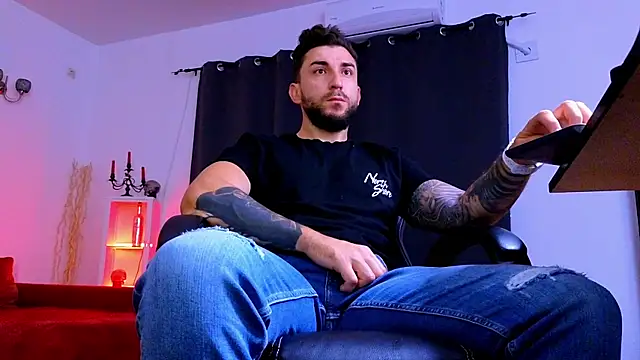MightyAaron66 online show from July 15, 2:18 am
