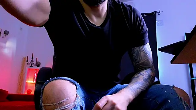 MightyAaron66 online show from April 14, 4:39 am