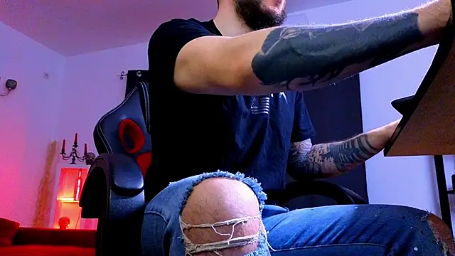 MightyAaron66 online show from March 26, 3:27 am