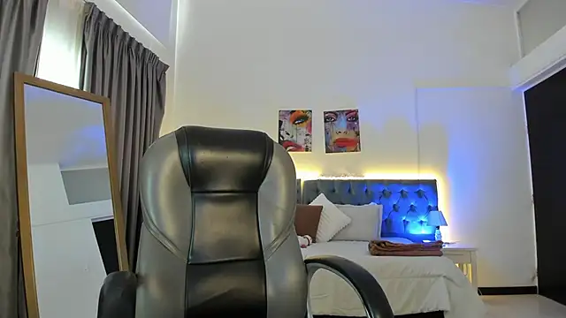 Snapshot of Tamy_edwards chatting on November 2, 2:11 pm Tamy edwards online show from November 2, 2:11 pm