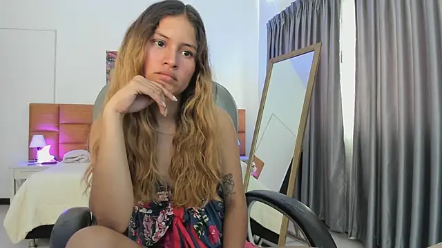 Snapshot of Tamy_edwards chatting on January 16, 8:02 pm Tamy edwards online show from January 16, 8:02 pm