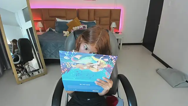 Snapshot of Tamy_edwards chatting on February 6, 8:05 pm Tamy edwards online show from February 6, 8:05 pm