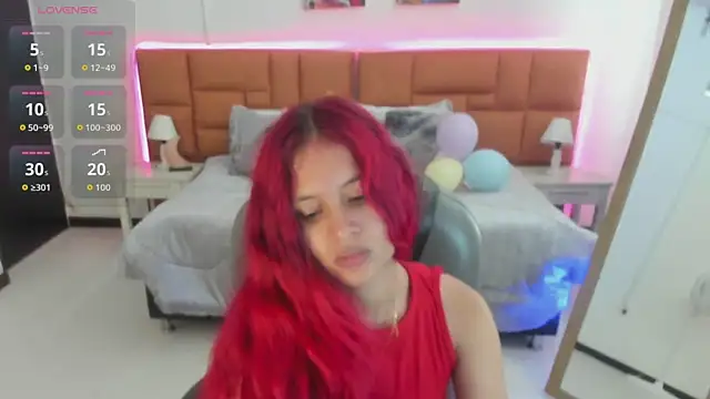 Snapshot of Tamy_edwards chatting on June 24, 6:39 pm Tamy edwards online show from June 24, 6:39 pm