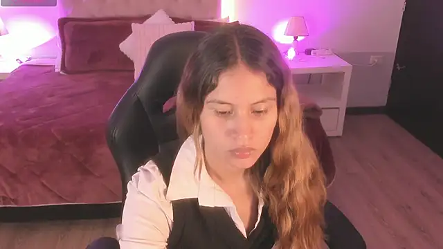 Snapshot of Tamy_edwards chatting on December 18, 12:42 pm Tamy edwards online show from December 18, 12:42 pm