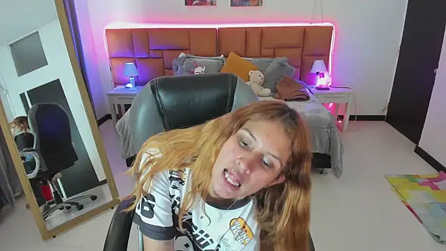 Tamy edwards online show from March 25, 8:08 pm