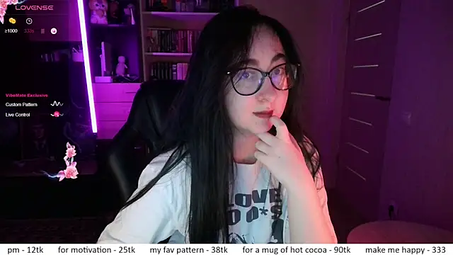 Snapshot of el_sweety chatting on May 5, 12:46 am el sweety online show from May 5, 12:46 am