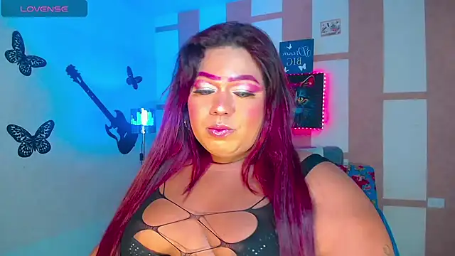 Snapshot of OpraxBellinda chatting on June 12, 3:15 am OpraxBellinda online show from June 12, 3:15 am