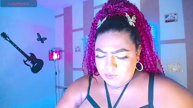 Snapshot of OpraxBellinda chatting on October 15, 4:33 am OpraxBellinda online show from October 15, 4:33 am