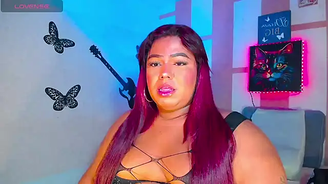 Snapshot of OpraxBellinda chatting on June 21, 3:01 am OpraxBellinda online show from June 21, 3:01 am