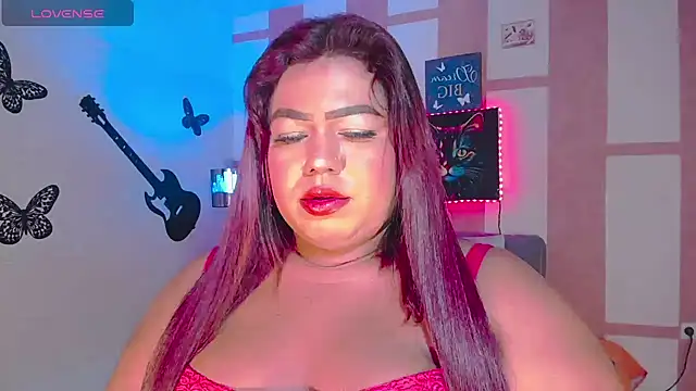 Snapshot of OpraxBellinda chatting on June 4, 3:11 am OpraxBellinda online show from June 4, 3:11 am