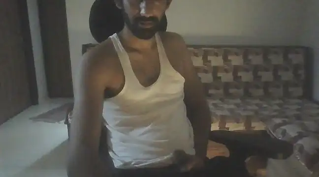 Snapshot of dominanthubby chatting on February 11, 6:55 pm dominanthubby online show from February 11, 6:55 pm