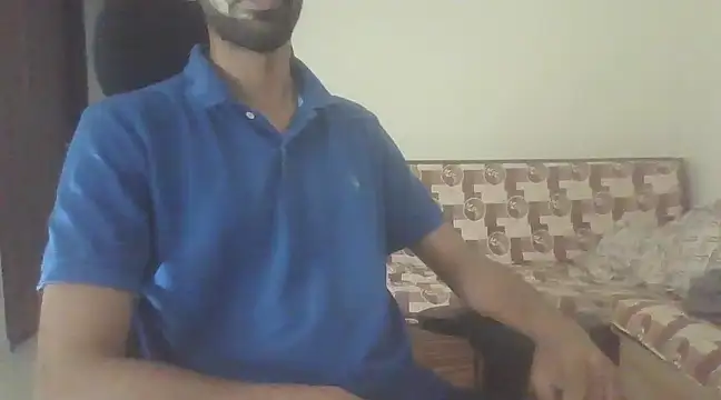 Snapshot of dominanthubby chatting on March 7, 9:18 am dominanthubby online show from March 7, 9:18 am