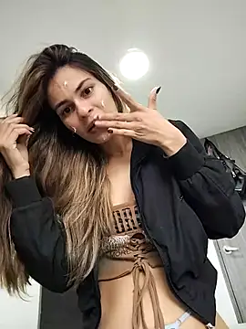 cuteluci  online show from February 17, 11:34 am