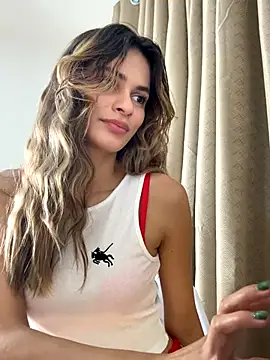 cuteluci  online show from October 30, 11:41 am