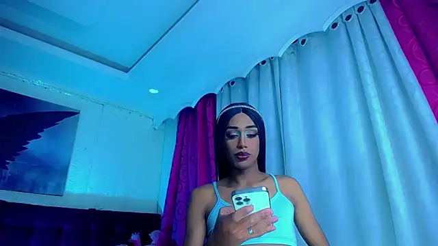 NahomiCamper online show from November 2, 10:37 pm