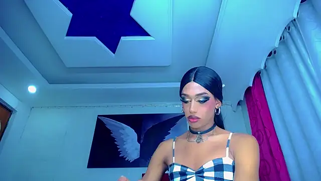 NahomiCamper online show from October 26, 10:21 pm