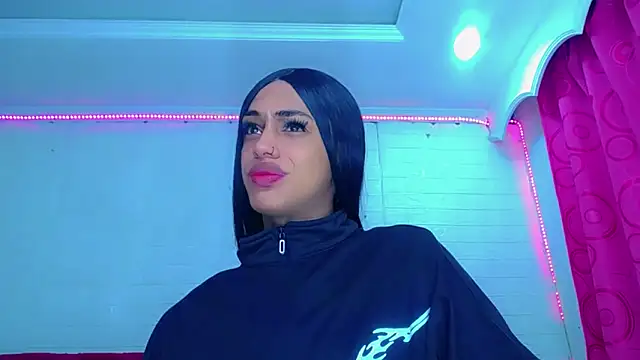 NahomiCamper online show from March 19, 7:47 pm