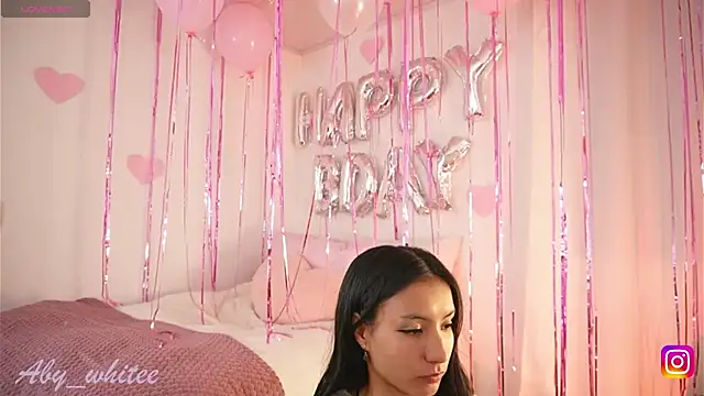 AbyWhitee online show from October 17, 4:49 am