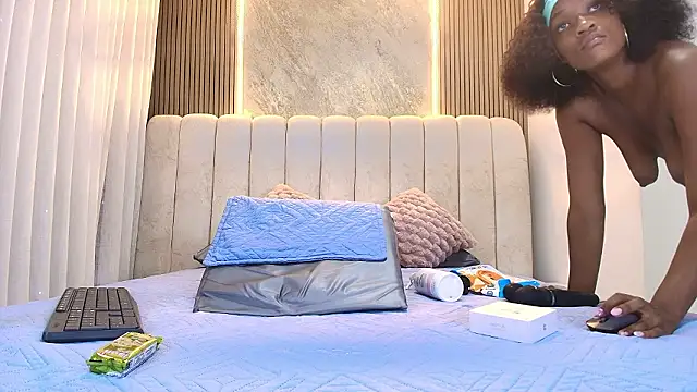 kata hazel online show from February 26, 7:25 pm