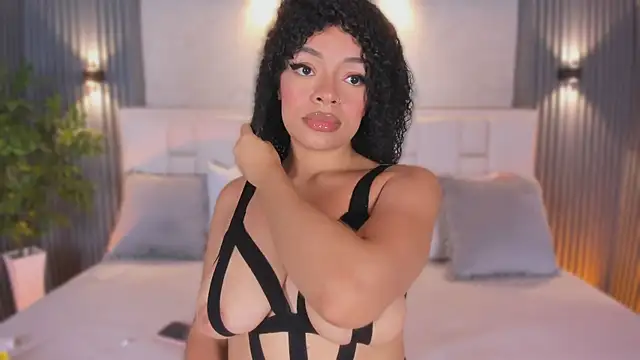 Alyssa Houston online show from July 8, 7:58 pm