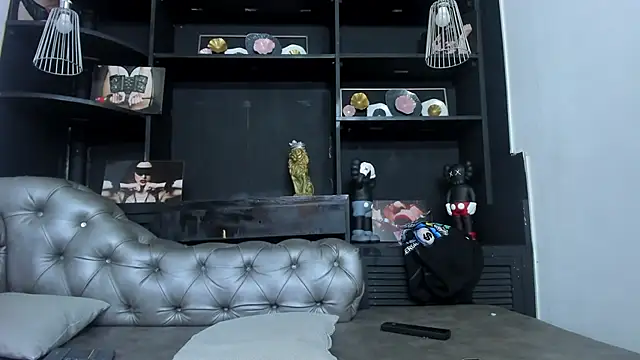 HeellBoy  online show from October 22, 8:08 pm