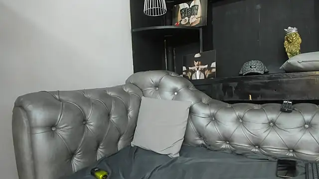 HeellBoy  online show from October 12, 7:15 pm