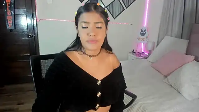 arianithaxox online show from November 5, 4:37 am