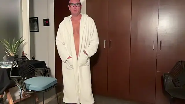 alanan881 online show from March 17, 12:57 am