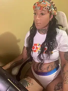 CrownedNyaries online show from February 21, 1:11 pm