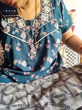 Snapshot of samitasharma chatting on December 14, 6:52 am samitasharma online show from December 14, 6:52 am