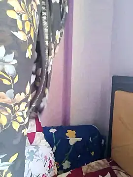 Snapshot of samitasharma chatting on June 17, 5:40 am samitasharma online show from June 17, 5:40 am