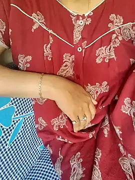 Snapshot of samitasharma chatting on November 10, 3:55 am samitasharma online show from November 10, 3:55 am