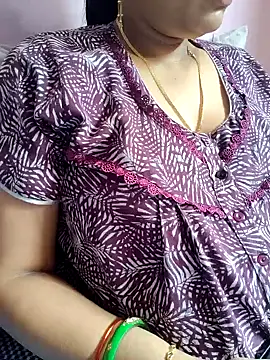 Snapshot of samitasharma chatting on November 11, 5:02 am samitasharma online show from November 11, 5:02 am