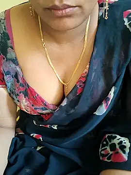 Snapshot of samitasharma chatting on June 9, 7:53 am samitasharma online show from June 9, 7:53 am