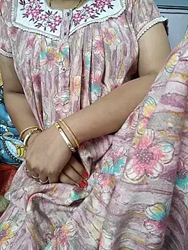 Snapshot of samitasharma chatting on October 27, 12:22 am samitasharma online show from October 27, 12:22 am