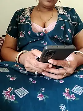 samitasharma online show from April 19, 9:32 am