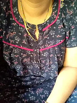 Snapshot of samitasharma chatting on October 26, 3:18 am samitasharma online show from October 26, 3:18 am