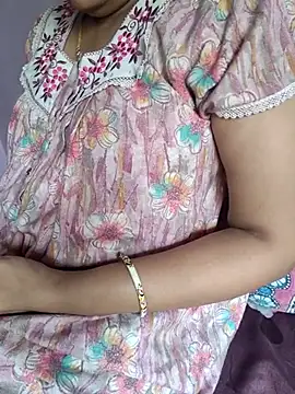 Snapshot of samitasharma chatting on November 2, 5:01 am samitasharma online show from November 2, 5:01 am