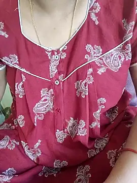 Snapshot of samitasharma chatting on November 20, 5:08 am samitasharma online show from November 20, 5:08 am