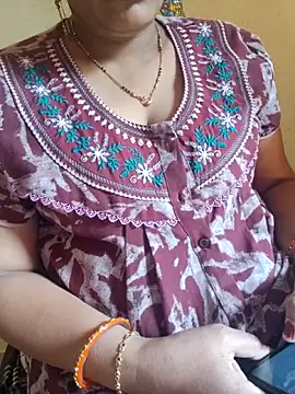 Snapshot of samitasharma chatting on December 4, 6:45 am samitasharma online show from December 4, 6:45 am