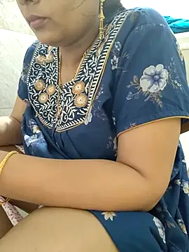 Snapshot of samitasharma chatting on October 29, 5:39 am samitasharma online show from October 29, 5:39 am