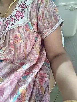 Snapshot of samitasharma chatting on October 25, 5:50 am samitasharma online show from October 25, 5:50 am