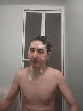 Snapshot of ikkakusai11 chatting on December 2, 6:09 pm ikkakusai11 online show from December 2, 6:09 pm