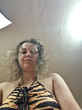 SweetMaddy888 online show from April 2, 1:18 pm