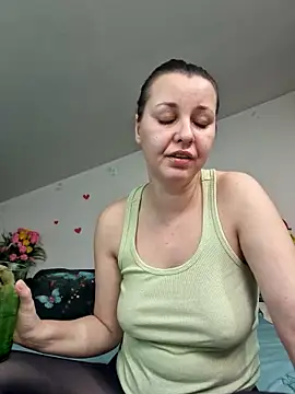 SweetMaddy888 online show from March 17, 2:31 pm