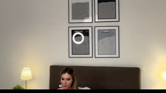 Tella dream online show from May 7, 1:58 pm