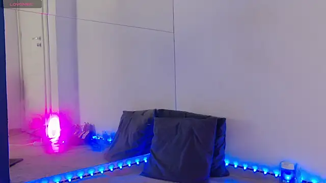 CelineMeyerr online show from April 6, 5:08 am