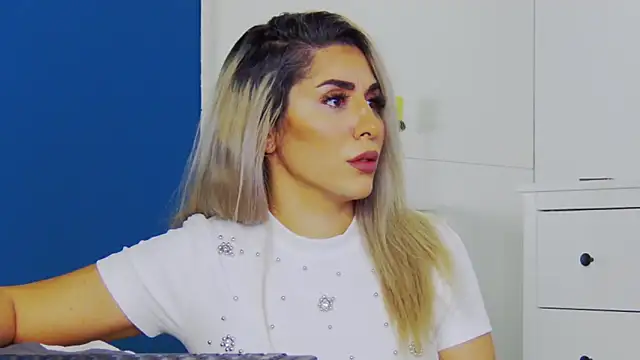 CelineMeyerr online show from October 31, 6:21 am