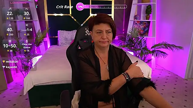 Snapshot of MilaSkyy chatting on October 12, 5:09 am MilaSkyy online show from October 12, 5:09 am