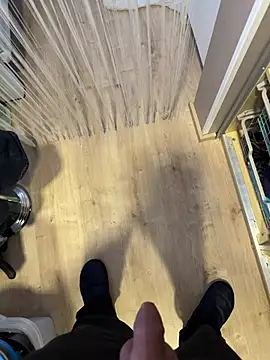 Snapshot of rundum40 chatting on December 25, 10:39 am rundum40 online show from December 25, 10:39 am